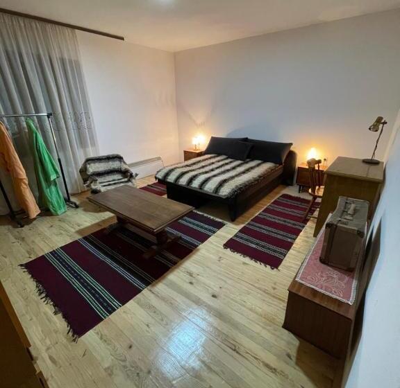 پانسیون Accomodation Jotic