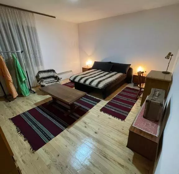 پانسیون Accomodation Jotic