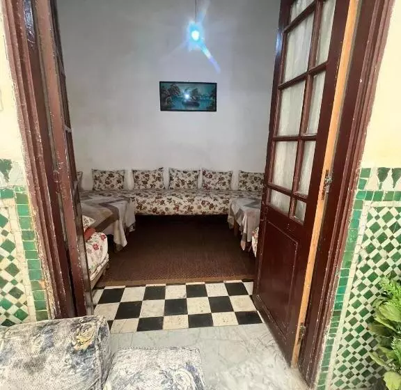 پانسیون Hôtel Du Parc
