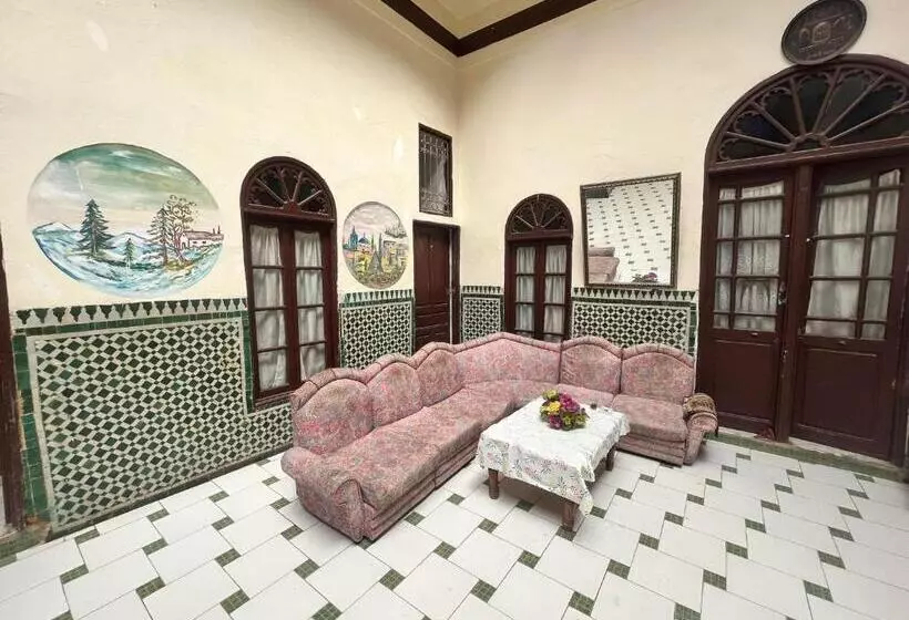 پانسیون Hôtel Du Parc