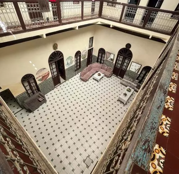 پانسیون Hôtel Du Parc