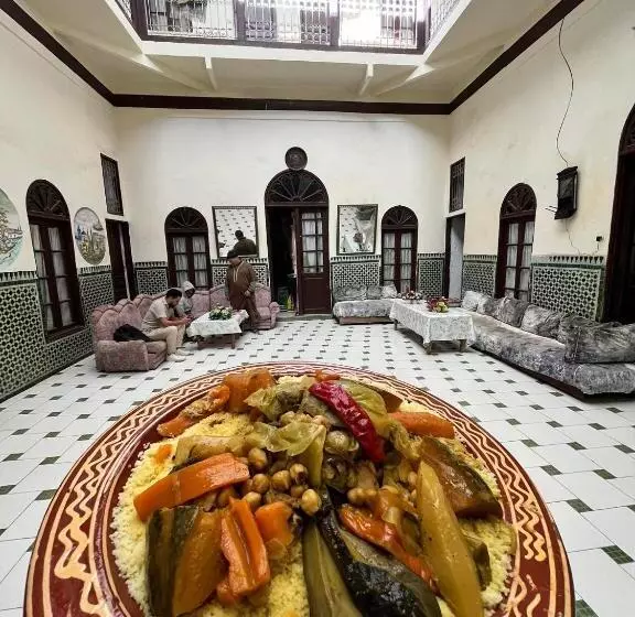 پانسیون Hôtel Du Parc