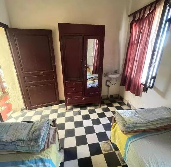 پانسیون Hôtel Du Parc