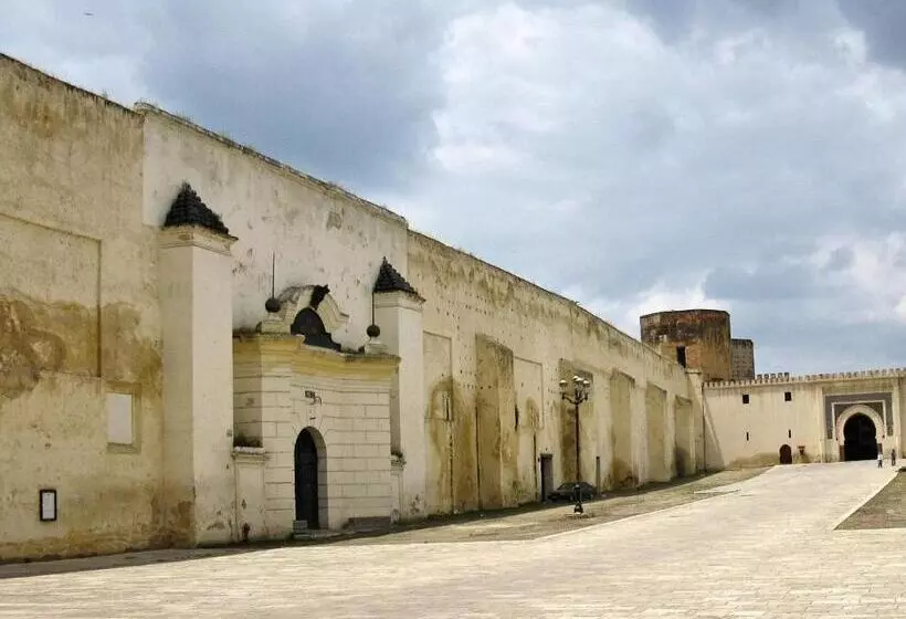 پانسیون Hôtel Du Parc