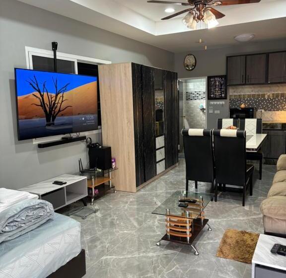 بنسيون The Stone Guest House