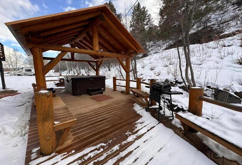 بنسيون Ute Bluff Lodge, Cabins And Rv Park