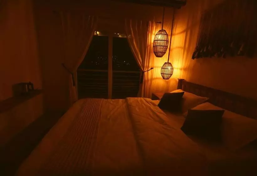 リゾートホテル Kachins Homes