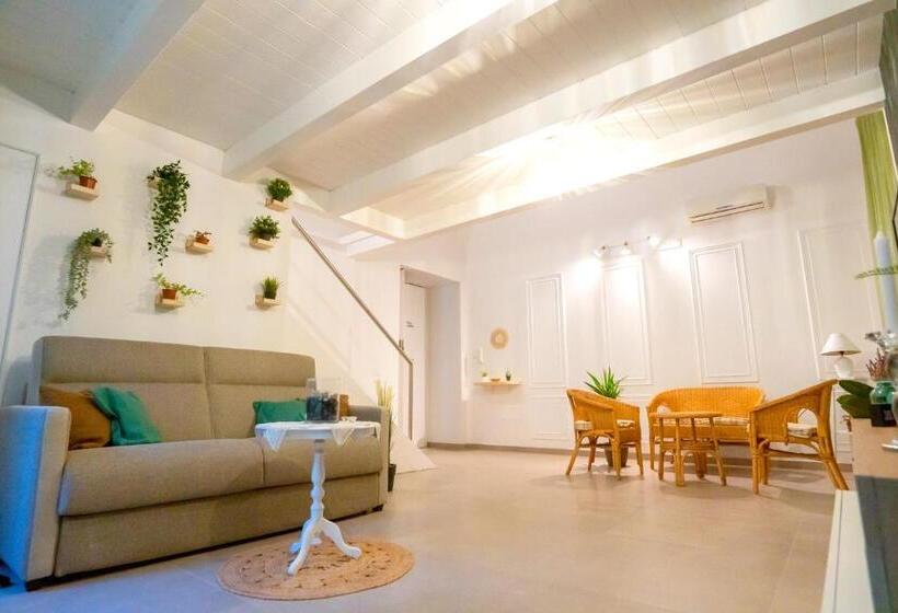 تختخواب و صبحانه Palazzo Del Vescovo