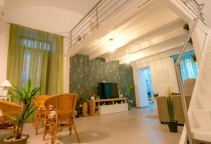 تختخواب و صبحانه Palazzo Del Vescovo