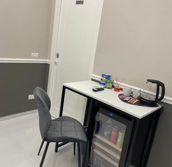 تختخواب و صبحانه Sunny Suite Napoli