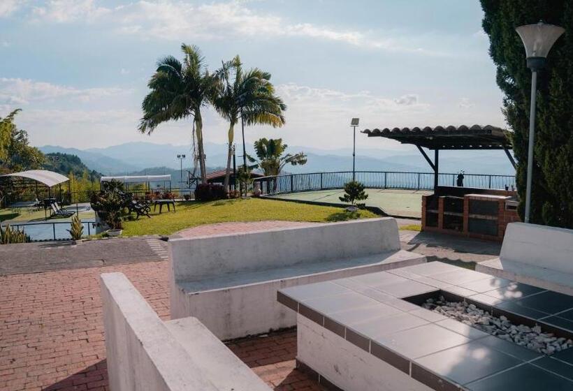 Finca Hotel Los Alpes