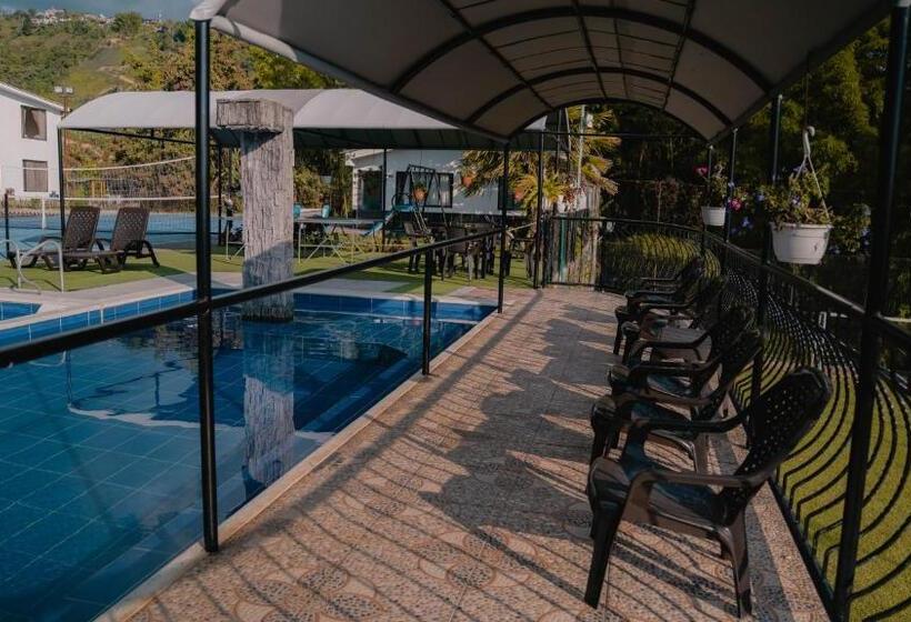 Finca Hotel Los Alpes