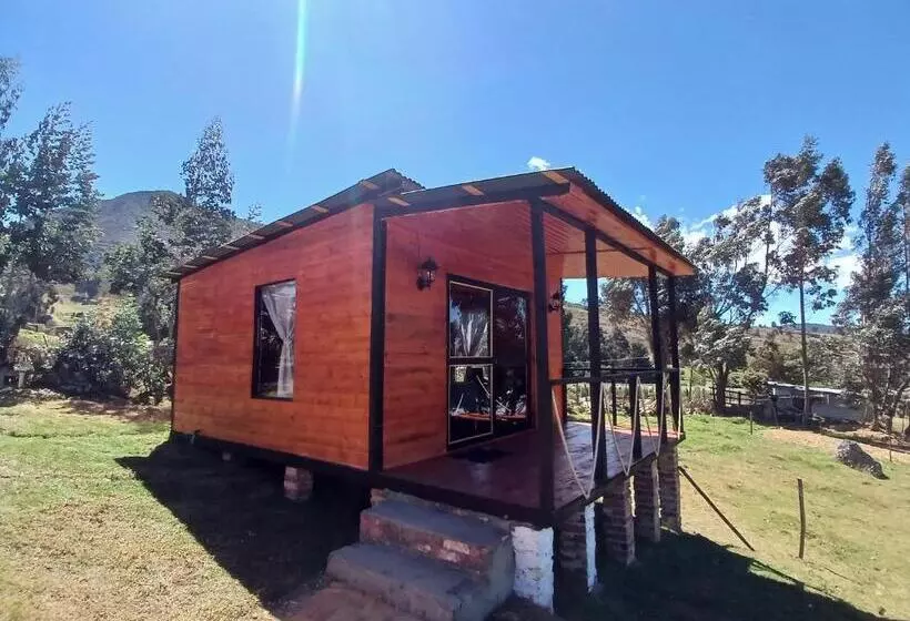 ホテル Hospedaje Cabaña Guatavita Finca Las Acacias