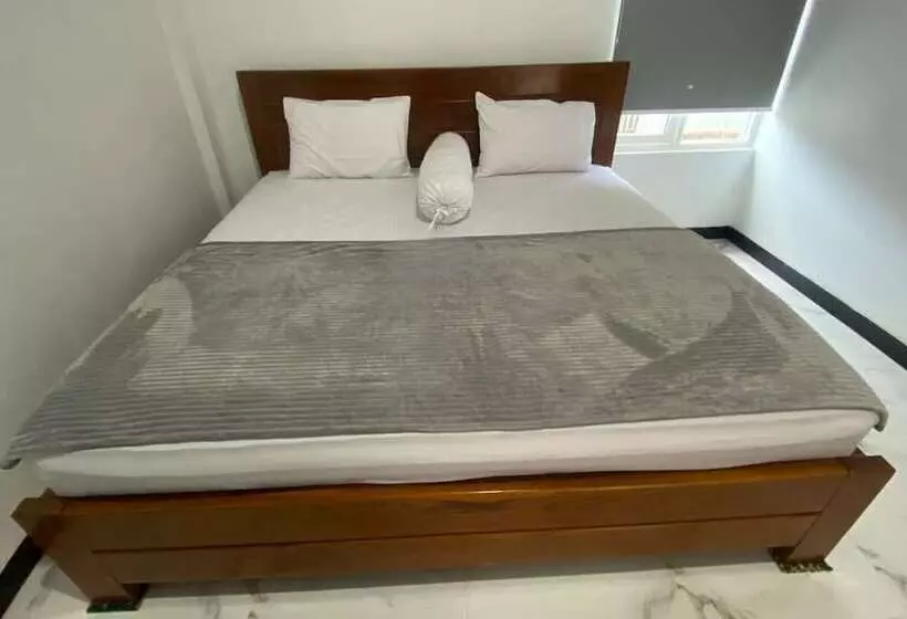 Hotelli Oyo 93453 Muula Homestay Syariah