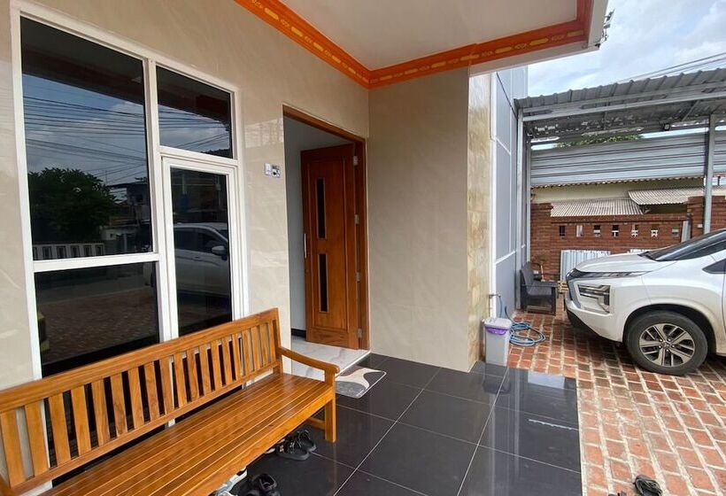 فندق Oyo 93453 Muula Homestay Syariah