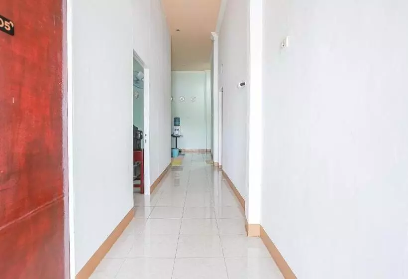 ホテル Spot On 93430 Delta Bnb Residence