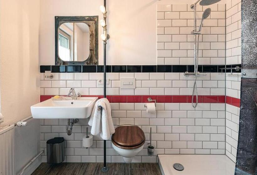 ホテル Weltraumbahnhof Rautenkranz Steampunk