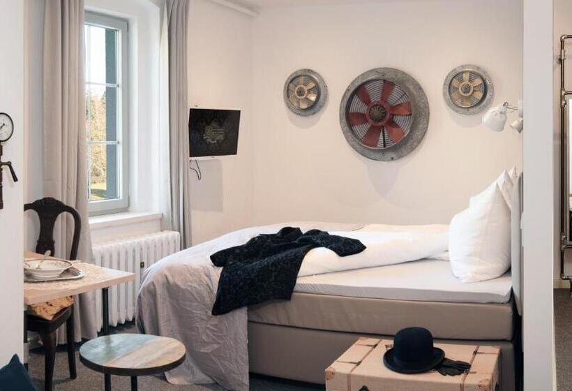 ホテル Weltraumbahnhof Rautenkranz Steampunk