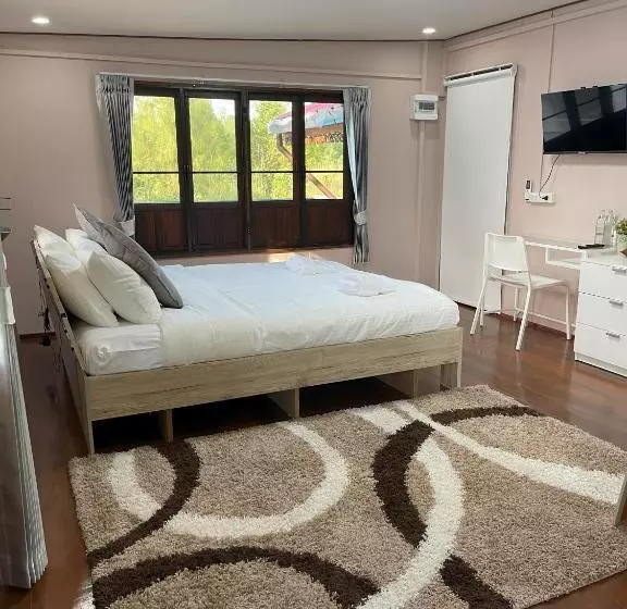 ペンション My Second Home