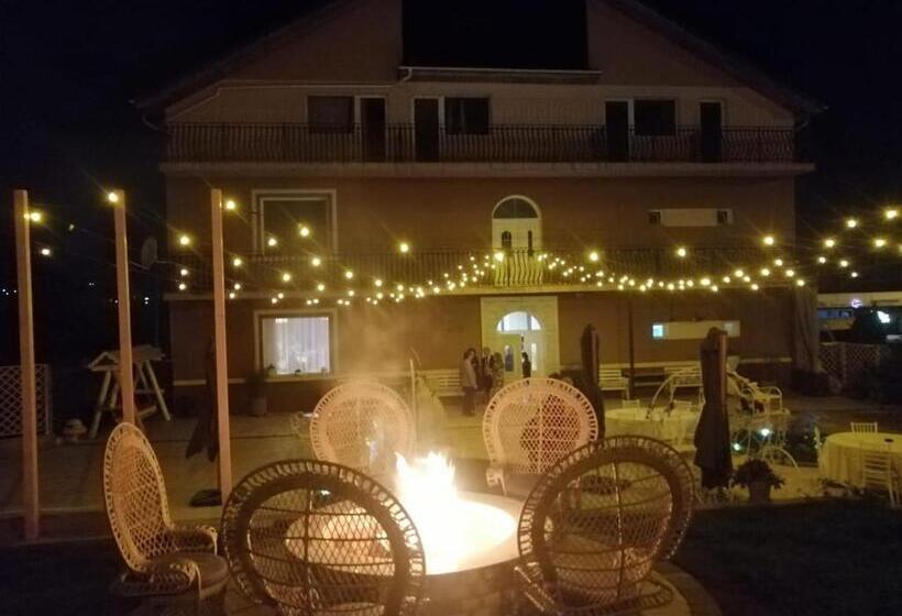 Pensiunea Axe Boutique