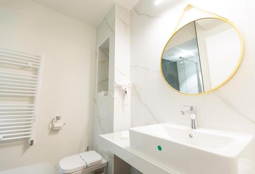 Pensiunea Axe Boutique