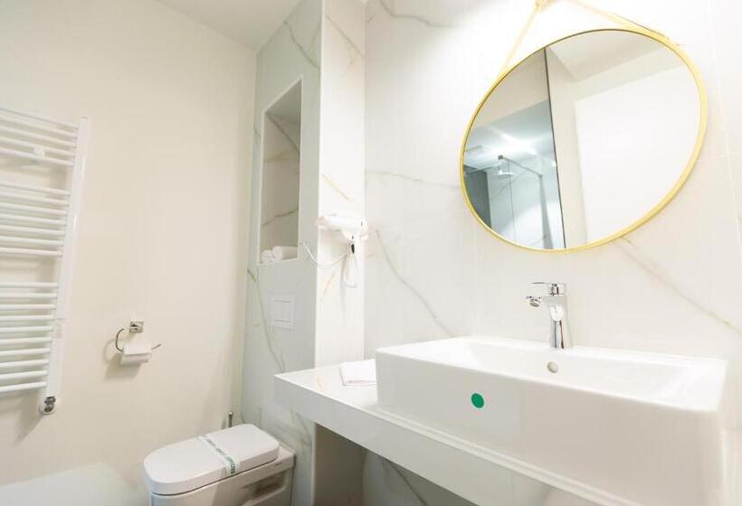 Pensiunea Axe Boutique