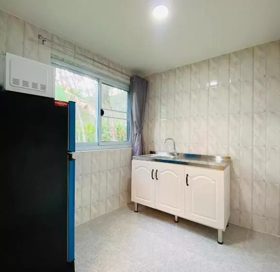 Hotelli Elephant Sports Bar And Accommodation