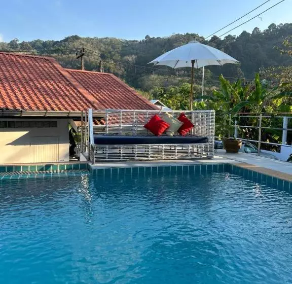 Hotelli Elephant Sports Bar And Accommodation