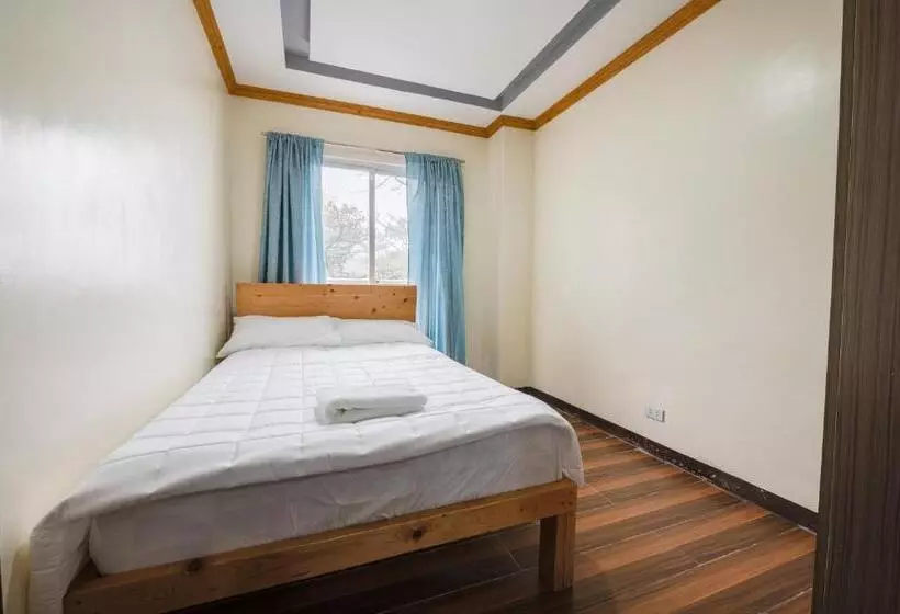 2 Bedroom Unit With Breakfast For 2 Pax