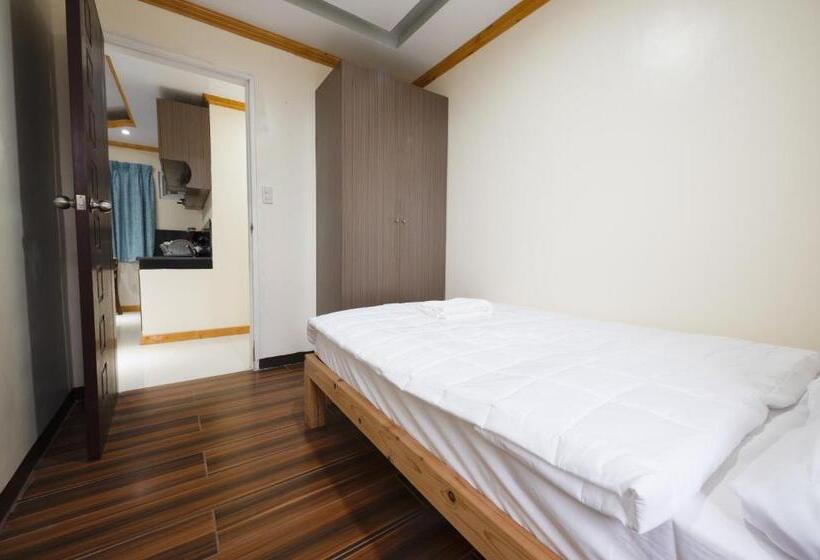 2 Bedroom Unit With Breakfast For 2 Pax
