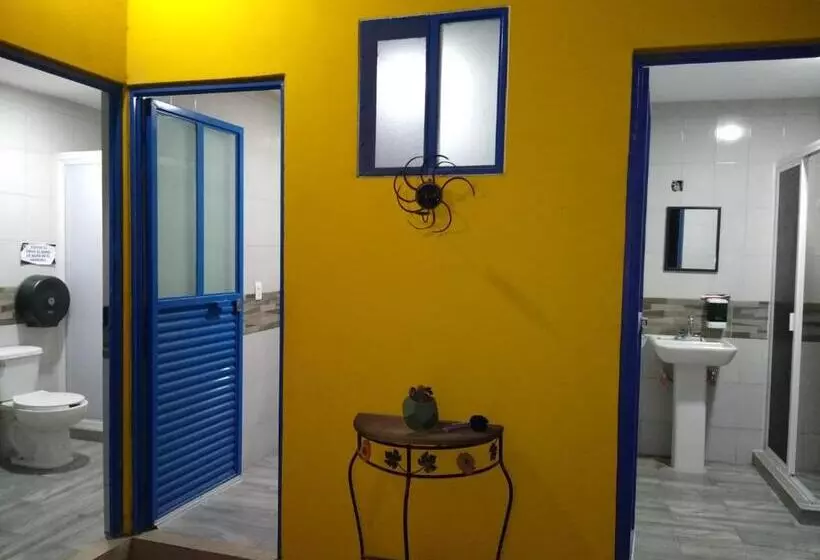 Retkeilymaja El Solar Qro