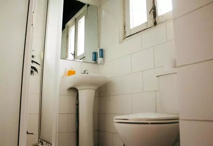 هاستل Hostal Salvador