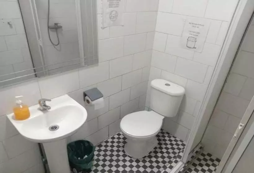هاستل Hostal Salvador