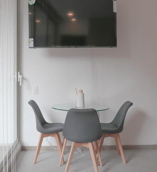 민박 Vatten Studios And Suites By Check In Ec