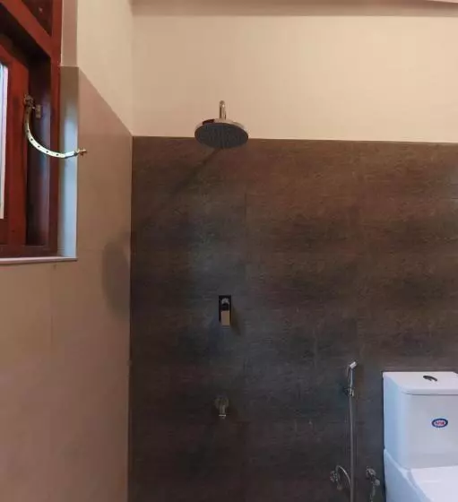 Aamiaismajoitus (B&B) Hikka Tulips Villa