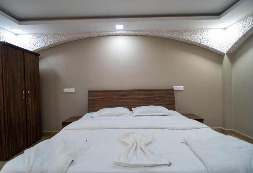 ホテル Aveeno Deluxe