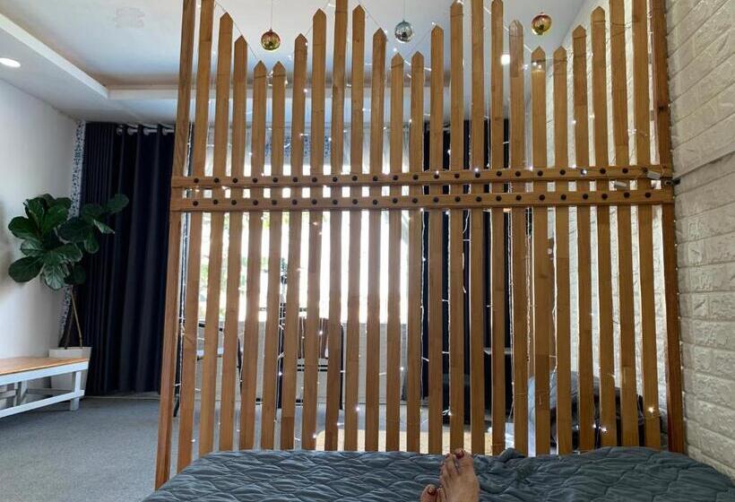 هتل Bồ Công Anh Hostel