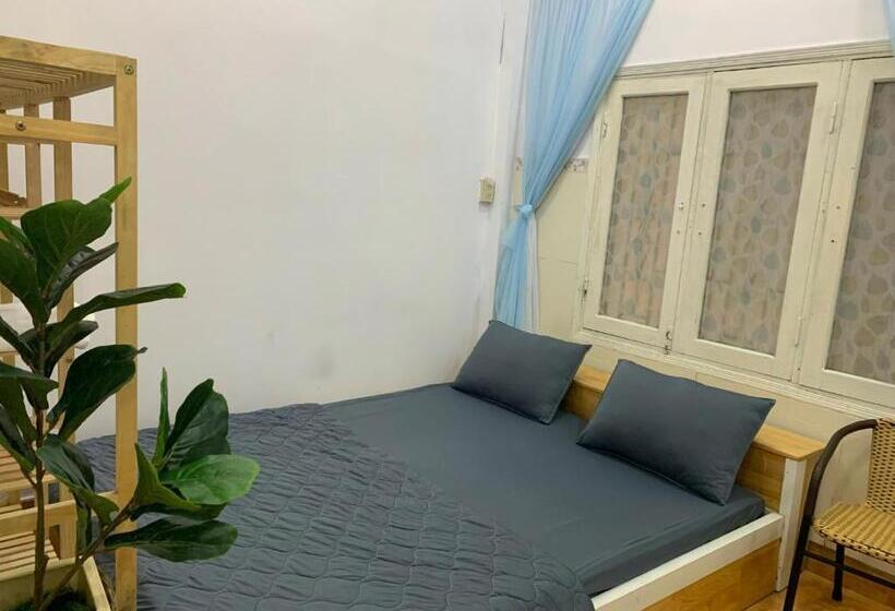 هتل Bồ Công Anh Hostel