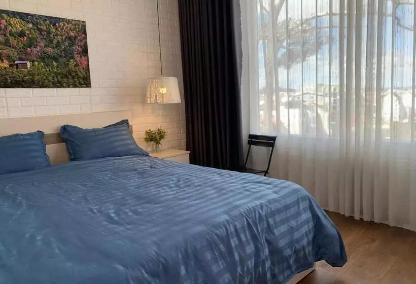هتل Bồ Công Anh Hostel