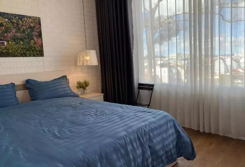 هتل Bồ Công Anh Hostel