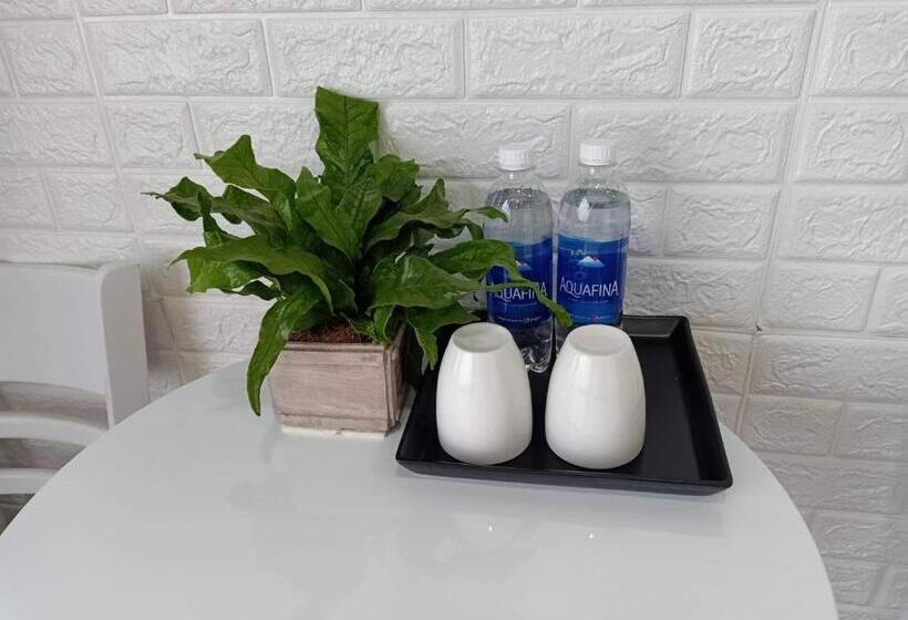 هتل Bồ Công Anh Hostel