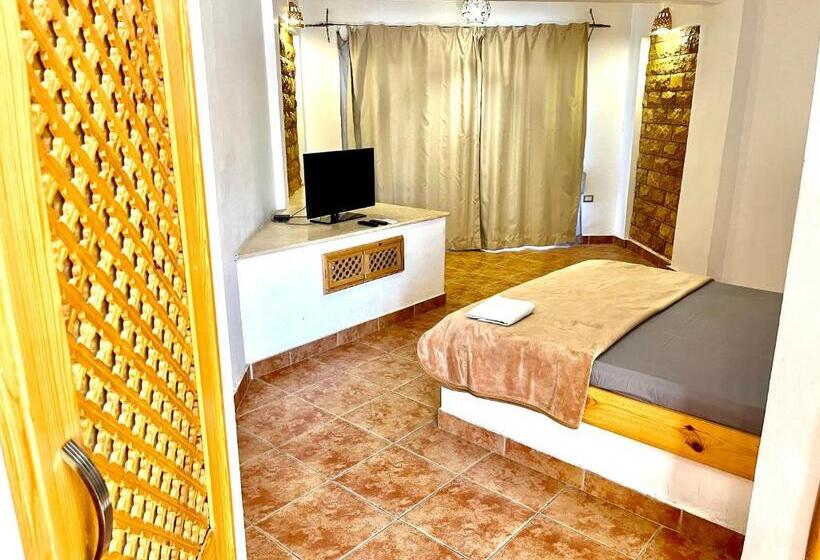 هتل Canyon Dahab Lagona