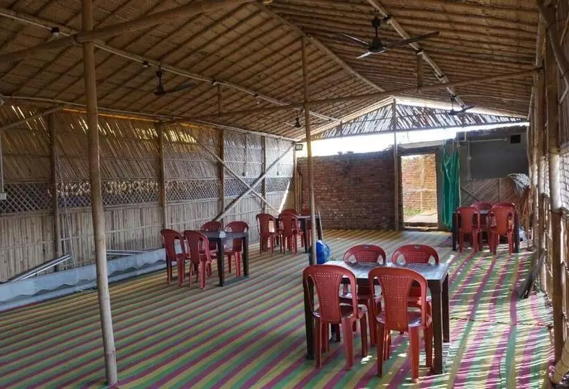 ホテル Kanti Palace