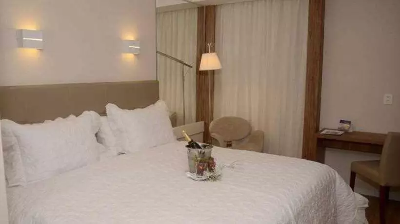 ホテル Quarto Design Linhares Luxo