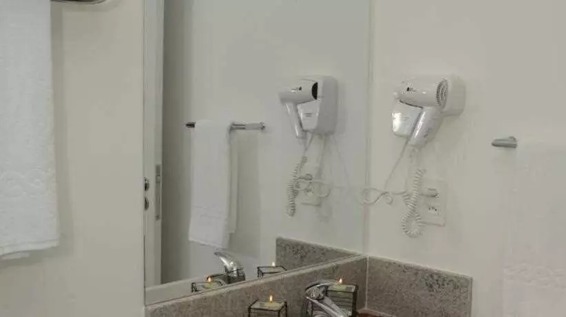 ホテル Quarto Design Linhares Luxo
