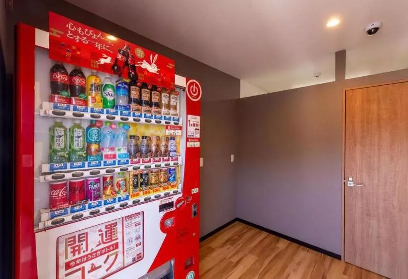 Hotelli R9 The Yard Yanai