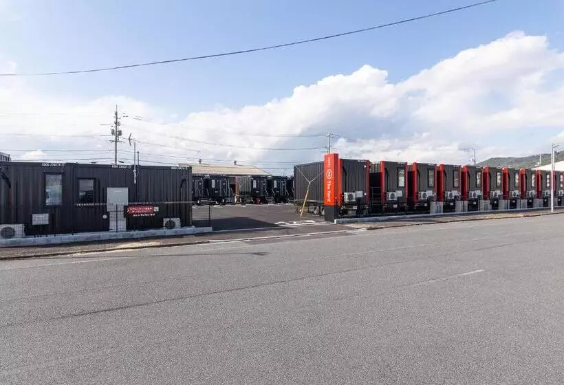 Hotelli R9 The Yard Yanai