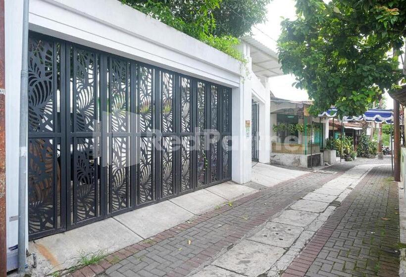 בית מלון כפרי Rumah Daun Timoho Yogyakarta Redpartner