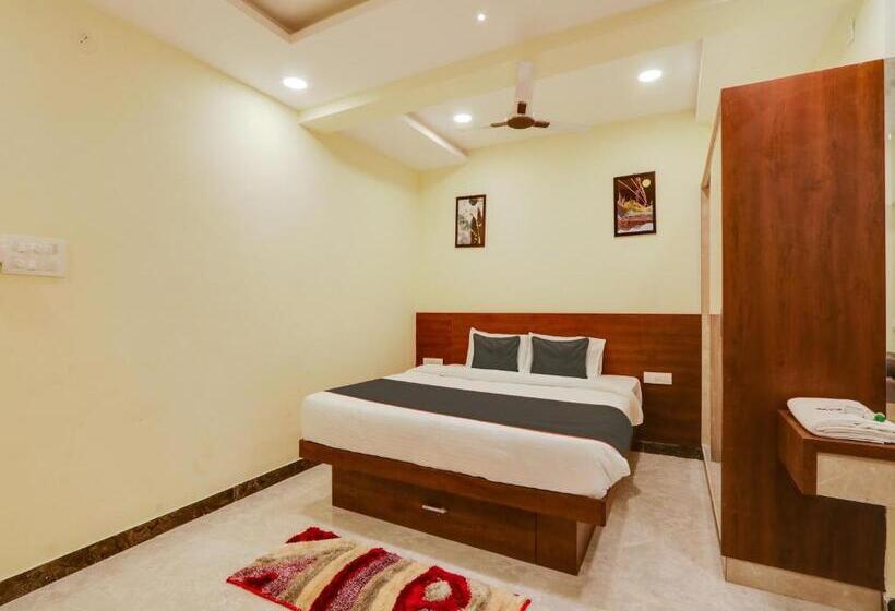 Hotel Collection O Srp Luxurys