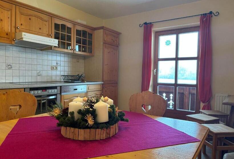 Отель Zillerbruggerhof